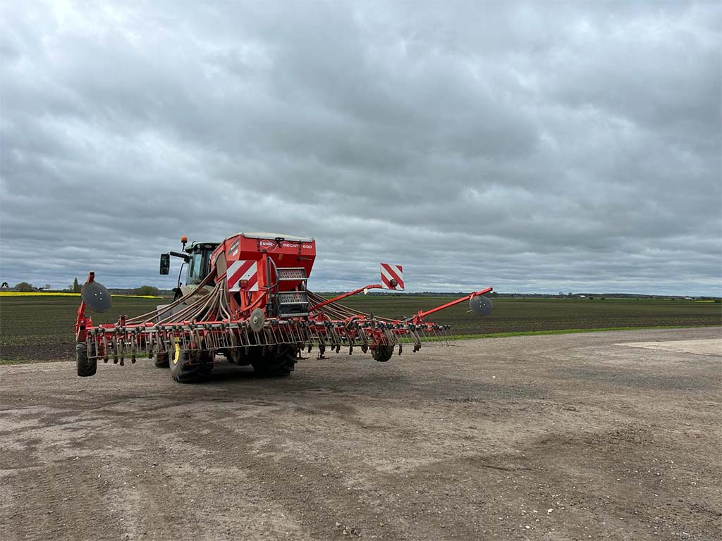 Kuhn Megant 600 drill (2015)